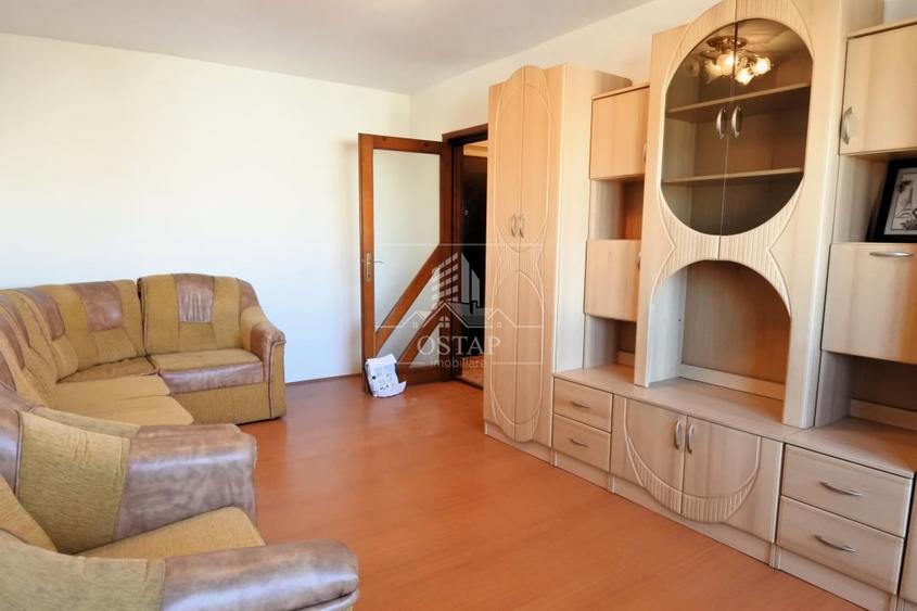 Republicii-stradal-apartament 3 camere decomandate-67.000 Euro - 1
