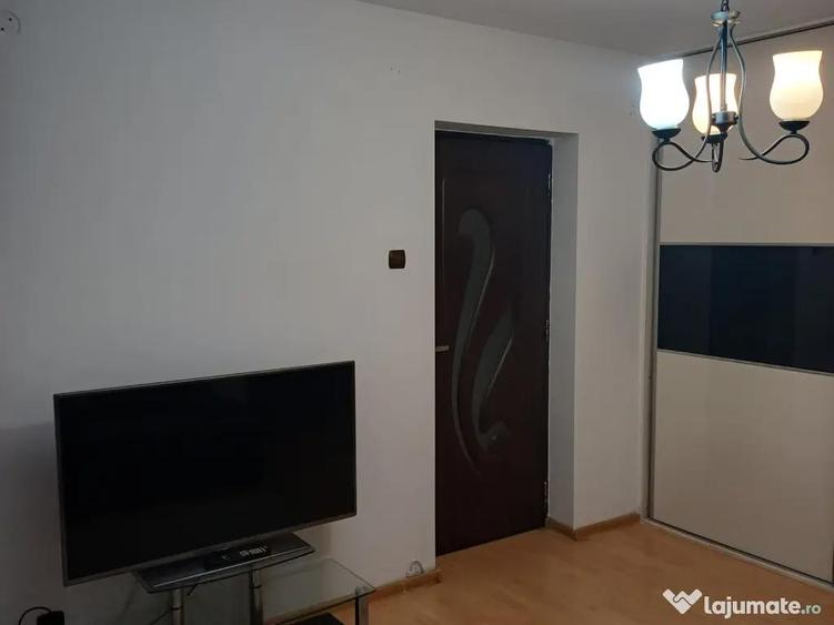 Proprietar, vand direct - apartament doua cam./parter, cartier Gara/Caracal - 6