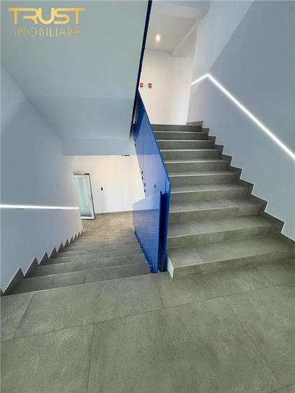 Spatii Birouri l Bd.Muncii l 130 - 330 MP l Locuri de Parcare - 6