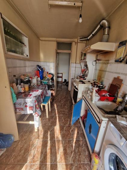 Apartament cu 3 camere, decomandat, etajul 5/9, zona Pacurari - 7