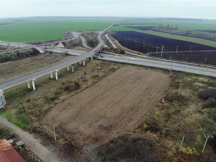 Oportunitate investitie, teren 11800 mp de vanzare,  25 km de la CB - 1
