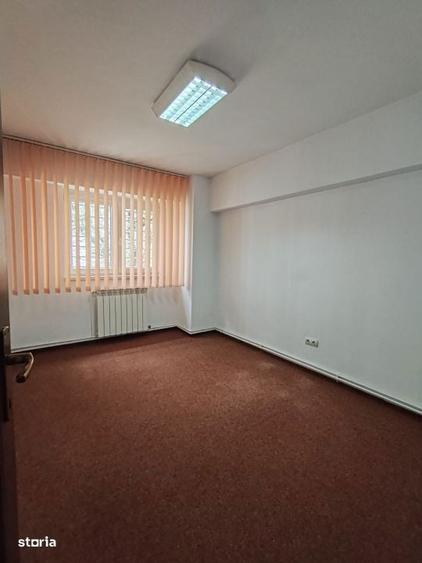 Apartament 3 camere | 75 mp | Zona Central Vad comercial excelent - 2
