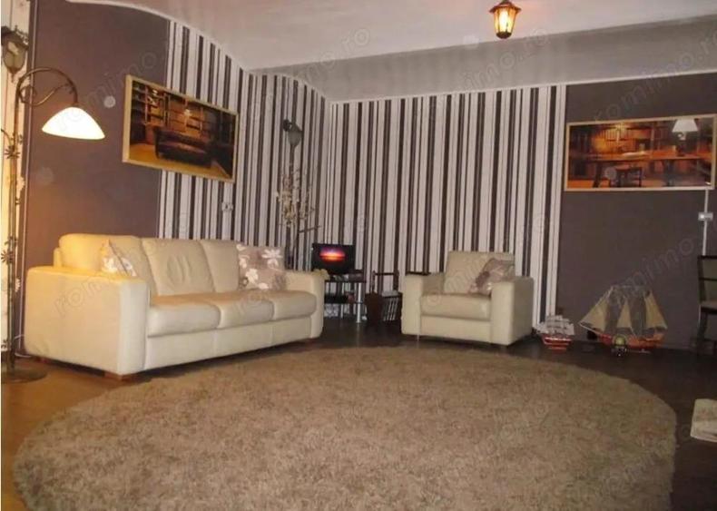 vanzare 3 camere piata Unirii - 1