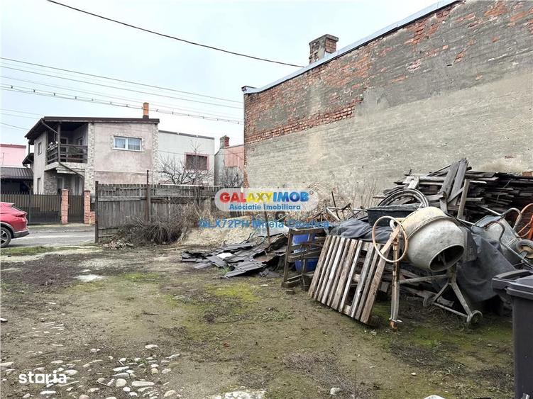Casă cu 6 camere cu Teren 267 Mp în Ultracentral