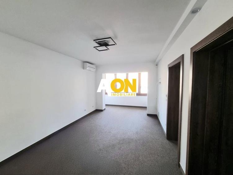 De vanzare apartament 2 camere renovat, etaj 1, Cetate - 2