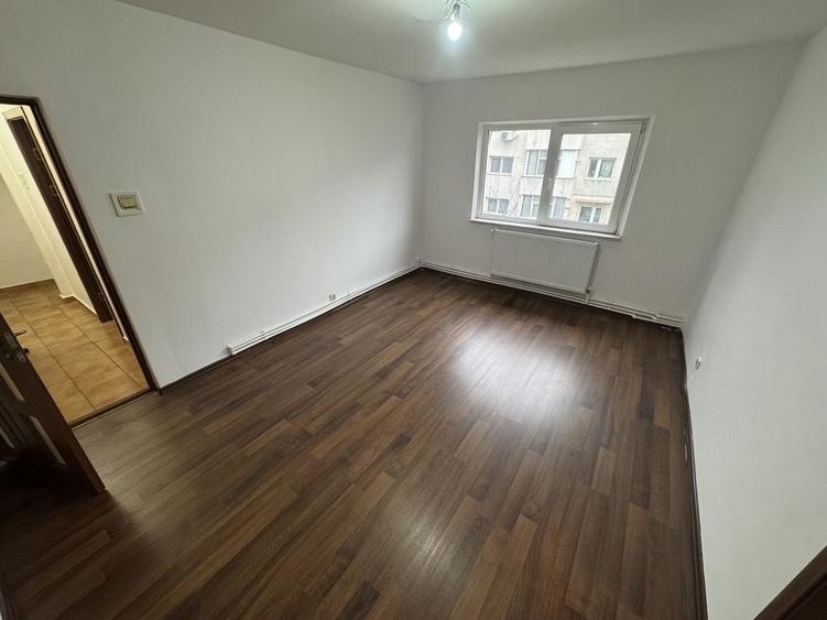 Apartament 2 camere zona Inel 1 - 2