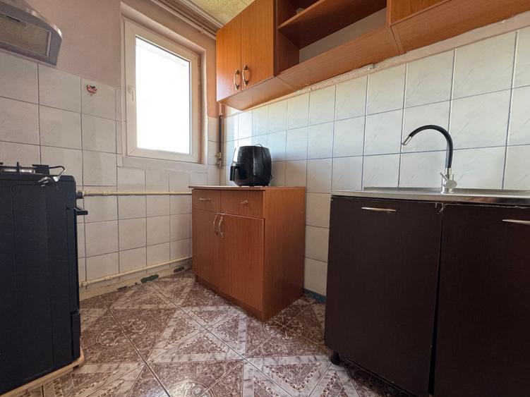 De vanzare - 3 camere - 63mp - Stadion GIulesti - 950m Metrou Crangasi - 12