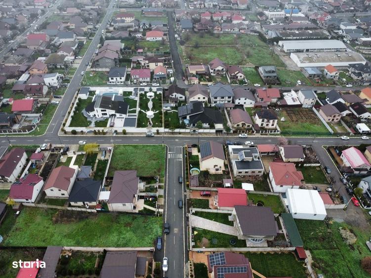 Teren Valu Traian intravilan 916 mp, 14 ml, intre case, utilitati. - 4