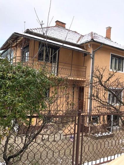 Apartament in casa, zona Patria - 9