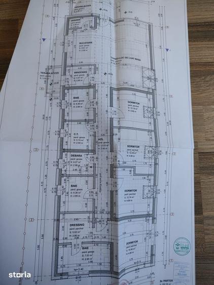 Casă cu 5 camere cu Teren 800 Mp în Hălchiu