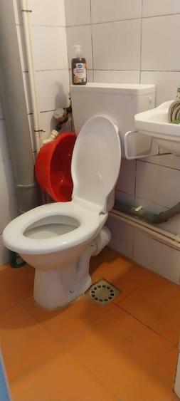 Garsonieră decomandată în Vest