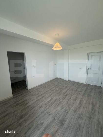 Casă cu 4 camere cu Teren 425 Mp în Tomești