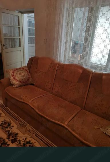 Casă cu 4 camere cu Teren 1400 Mp în Central