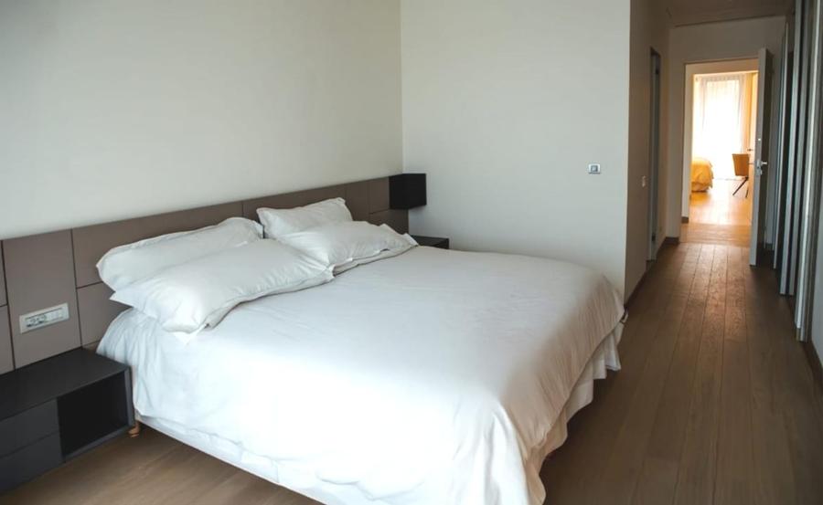 Apartament cu 5 camere decomandat, mobilat în Kiseleff