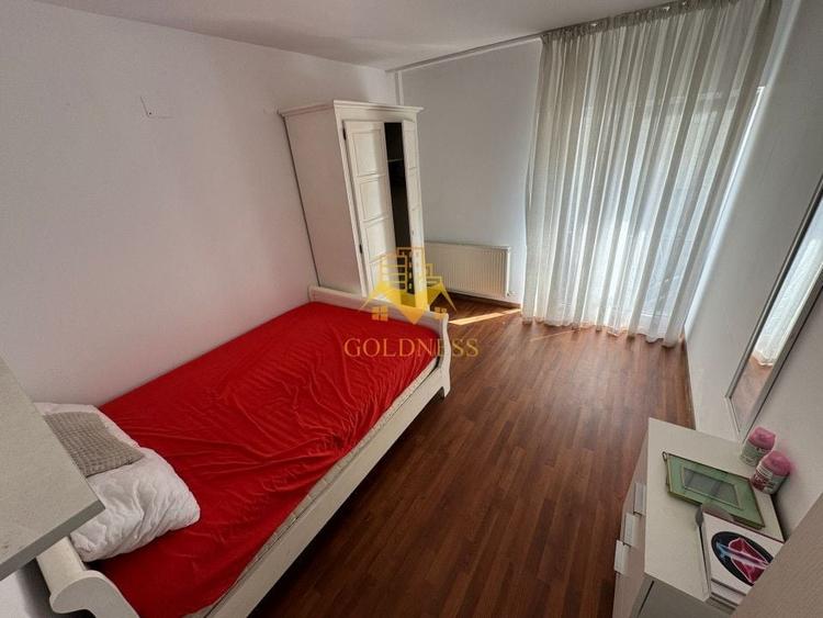 Apartament cu 4 camere semidecomandat în Zorilor