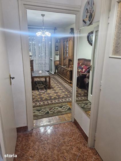 Apartament cu 2 camere semidecomandat în Gara de Nord