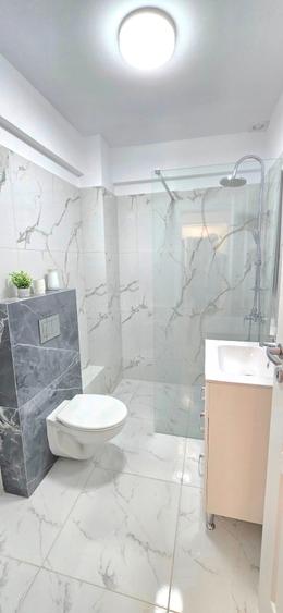 Apartament cu 2 camere decomandat în Valea Adâncă