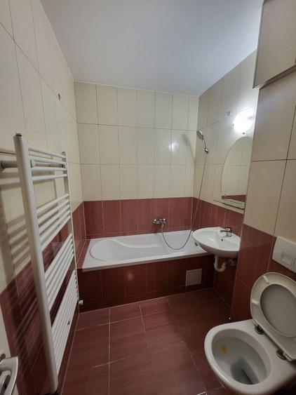 Direct proprietar -inchiriez ap cu 2 camere in Avantgarden 3 - 6