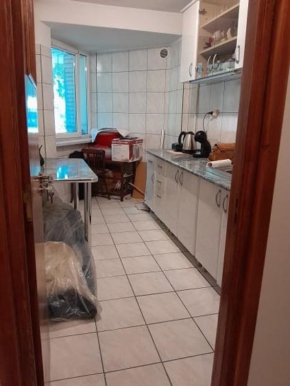 Apartament cu 2 camere semidecomandat în Crângași