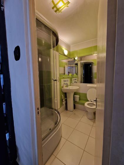 Apartament cu 3 camere decomandat în Rogerius