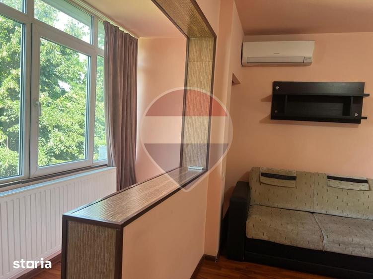 Apartament cu 2 camere semidecomandat în Andrei Mureșanu