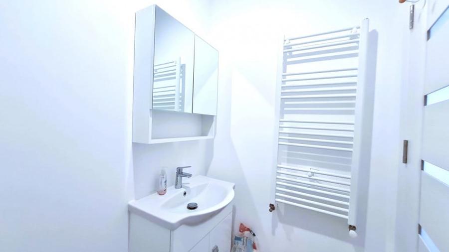 Apartament lux 3 camere la vila in Selimbar - 11