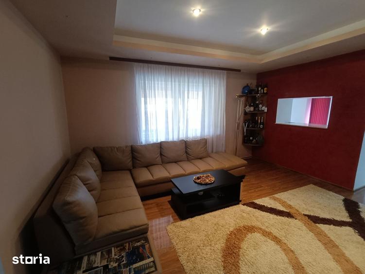 Casă cu 3 camere cu Teren 1760 Mp în Meteș
