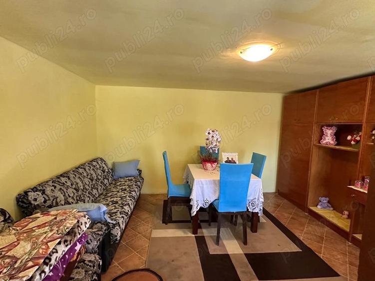 Casă cu Teren 11000 Mp în Cefa