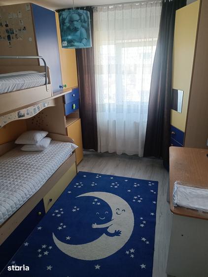 Apartament cu 3 camere în Theodor Pallady