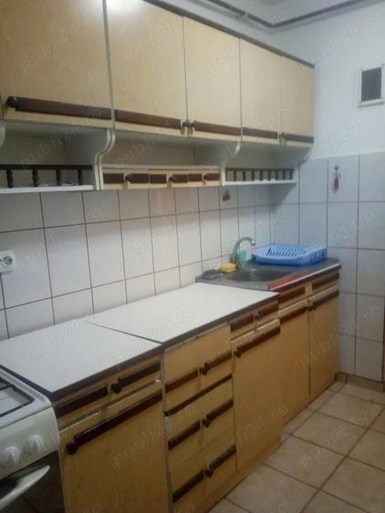 Apartament cu 2 camere decomandat în Vest