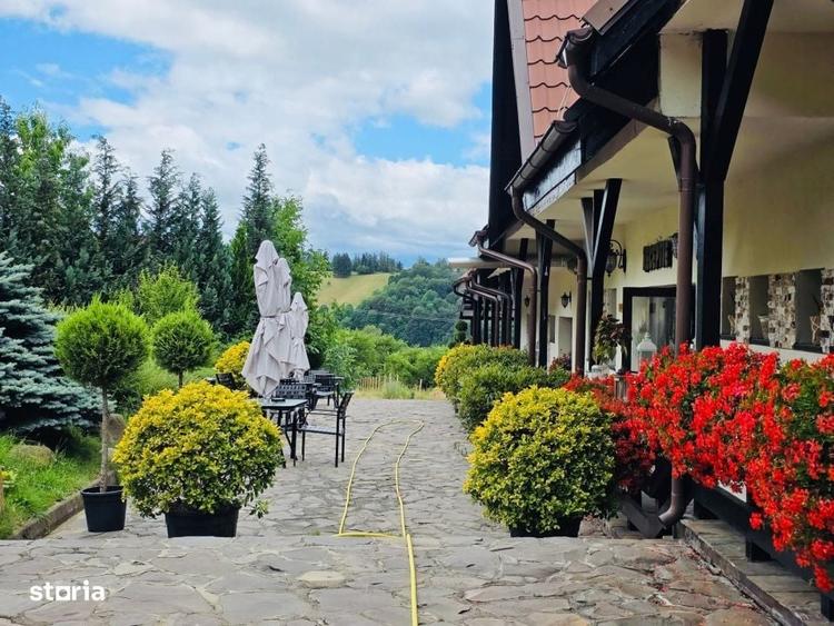 Spațiu comercial, de 980 mp, în Bran