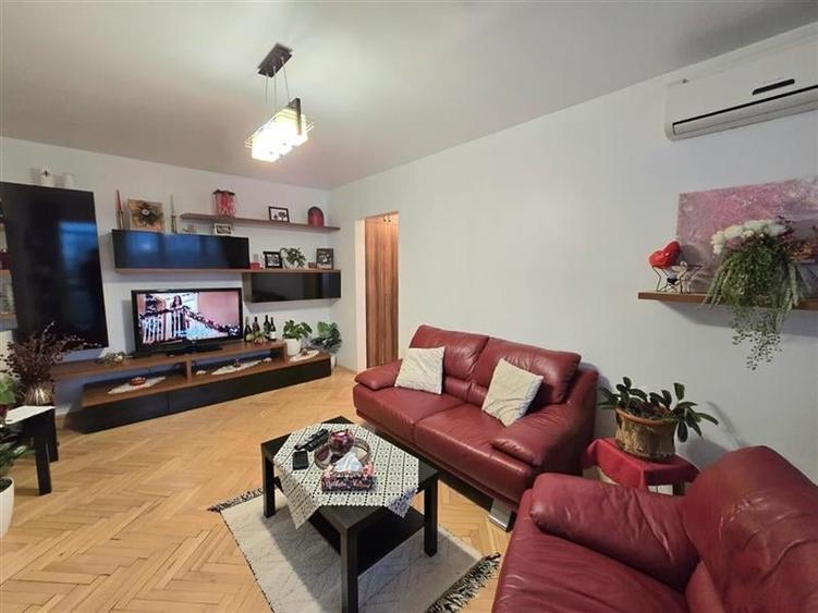 AP.2 CAM ET.4/7 RENOVAT COMPLET MOBILAT UTILAT SECTOR 1 ION MIHALACHE METROU 1 M - 2