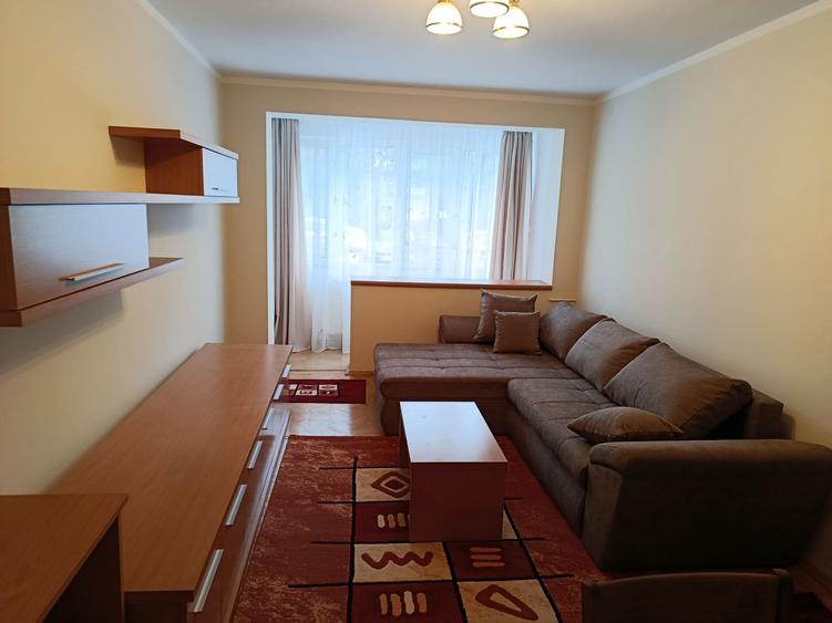 Proprietar inchiriez apartament cu 3 camere Bld. Cetatii - 1