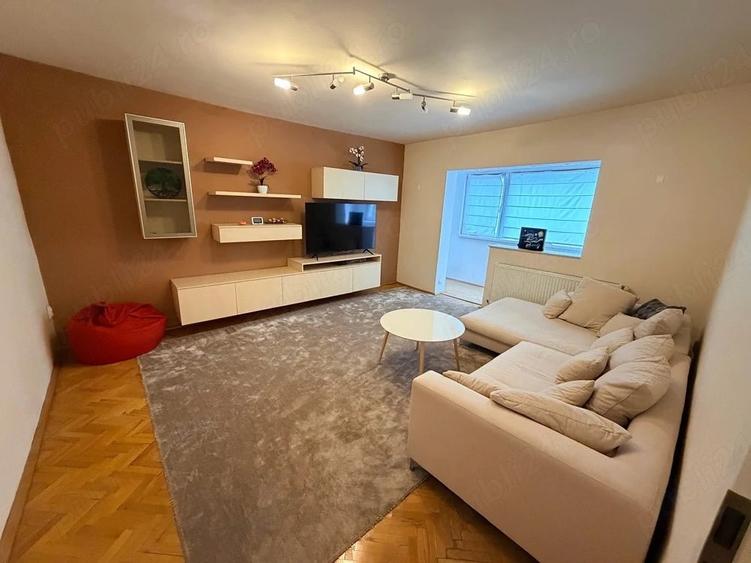 Inchiriez Apartament 3 camere decomandat mobilat si utilat - 13