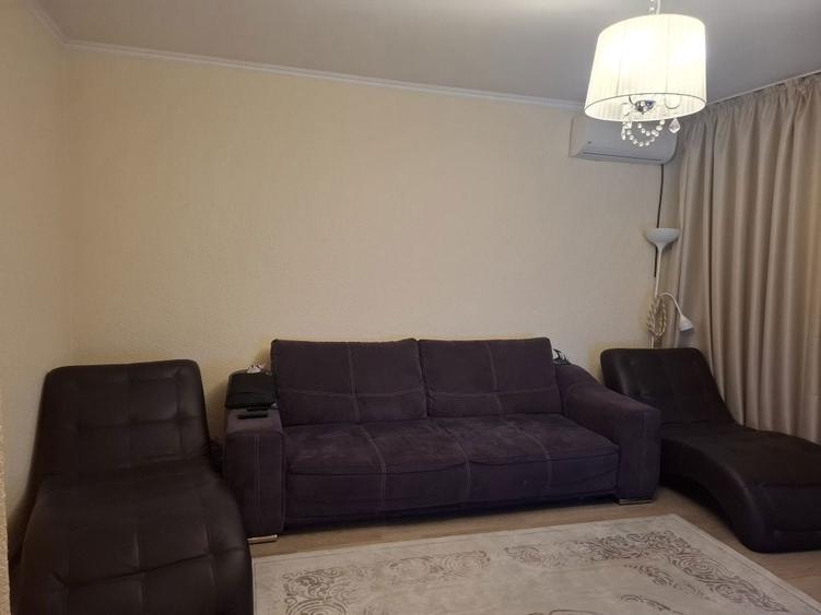 Apartament 3 camere la granita S6_Rosu - 2