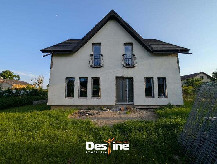 Dobrovăț - Casă la Roșu P+1+Pod 129 mp Utili 1000 mp Teren - 4