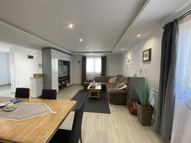 Casa individuala mobilata elegant, 4 camere, 2 bai, gradina Cristian SB - 3