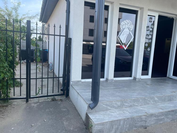 Spatiu comercial 96.60 mp, curte proprie 16.27 mp + parcare - 7