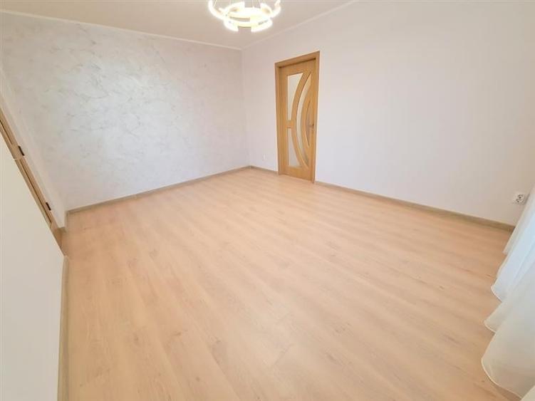 Apartament 3 camere, Renovat 2025, cu 2 balcoane,Bacau - 7