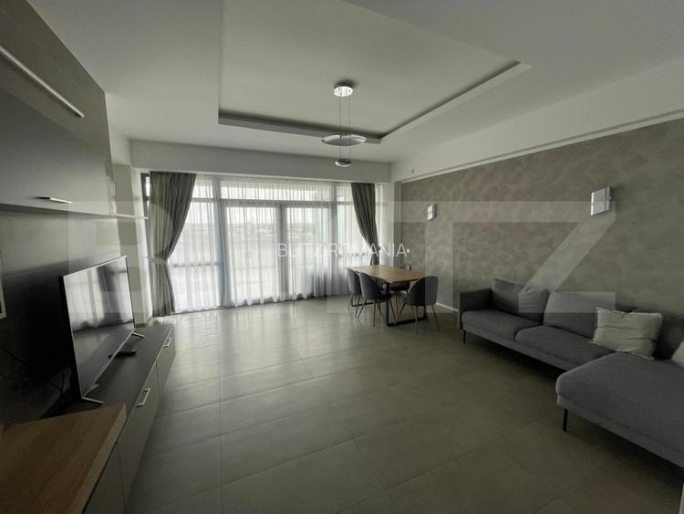 Penthouse cu 4 camere 120 mp si terasa 55 mp, zona centrala