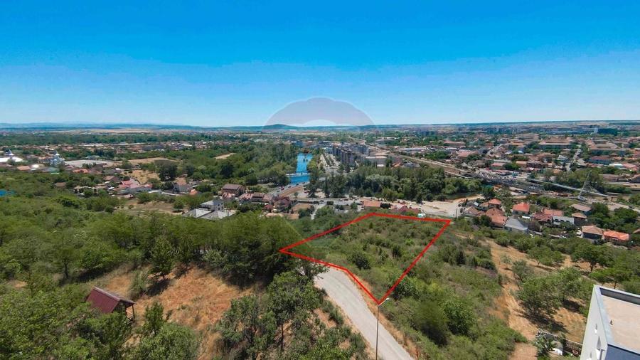 De vanzare Teren in Oradea, cu panorama, 4506 mp, zona Dealuri - 3