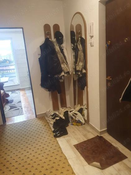 Inchiriez apartament 4 camere central - 2