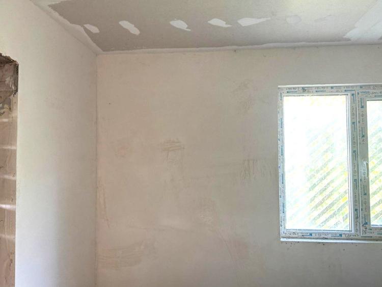 50.000 Euro casa+teren (in concesiune) 804 mp in com Branistea - 5