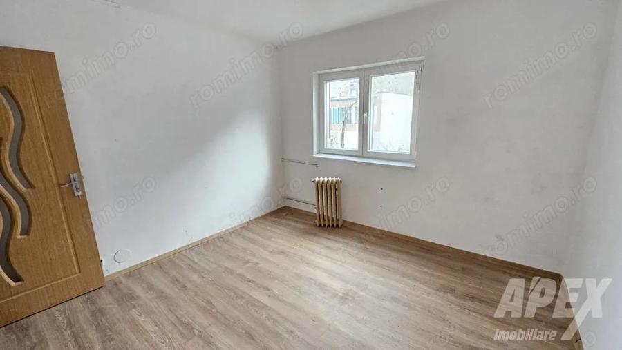 Apartament 2 camere de vanzare - 3