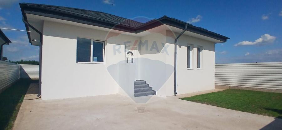 Casa noua Crevedia | gata de mutare | 3 camere - 1