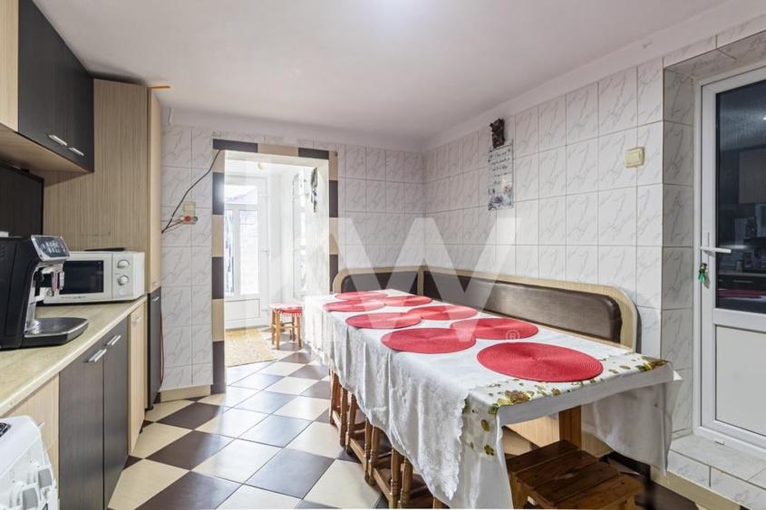 Casa individuala, vedere catre Bucegi, la 300 m de Centru, Gara sau Cantacuzino - 11