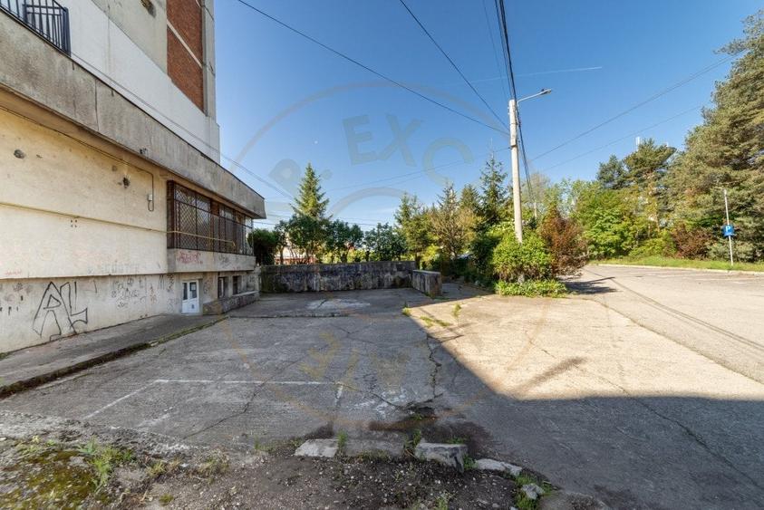 Inchiriere spatiu de depozitare 247 mp, curte 158 mp, Campulung, AG - 3