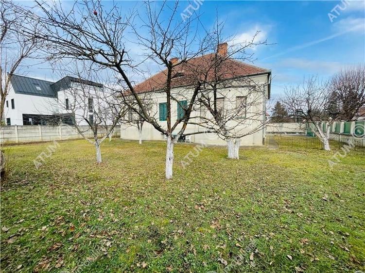 Casa individuala 4 camere decomandate 1000 mp teren zona Blv Victoriei - 26