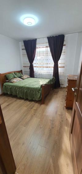 Propietar inchiriez apartament Brazda lui Novac et. 4/4 - 4