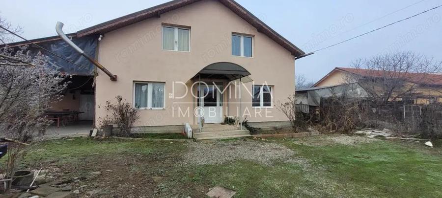 Vanzare casa situata in Targu Jiu, strada Jiului - zona Pie?ei Centrale - 1